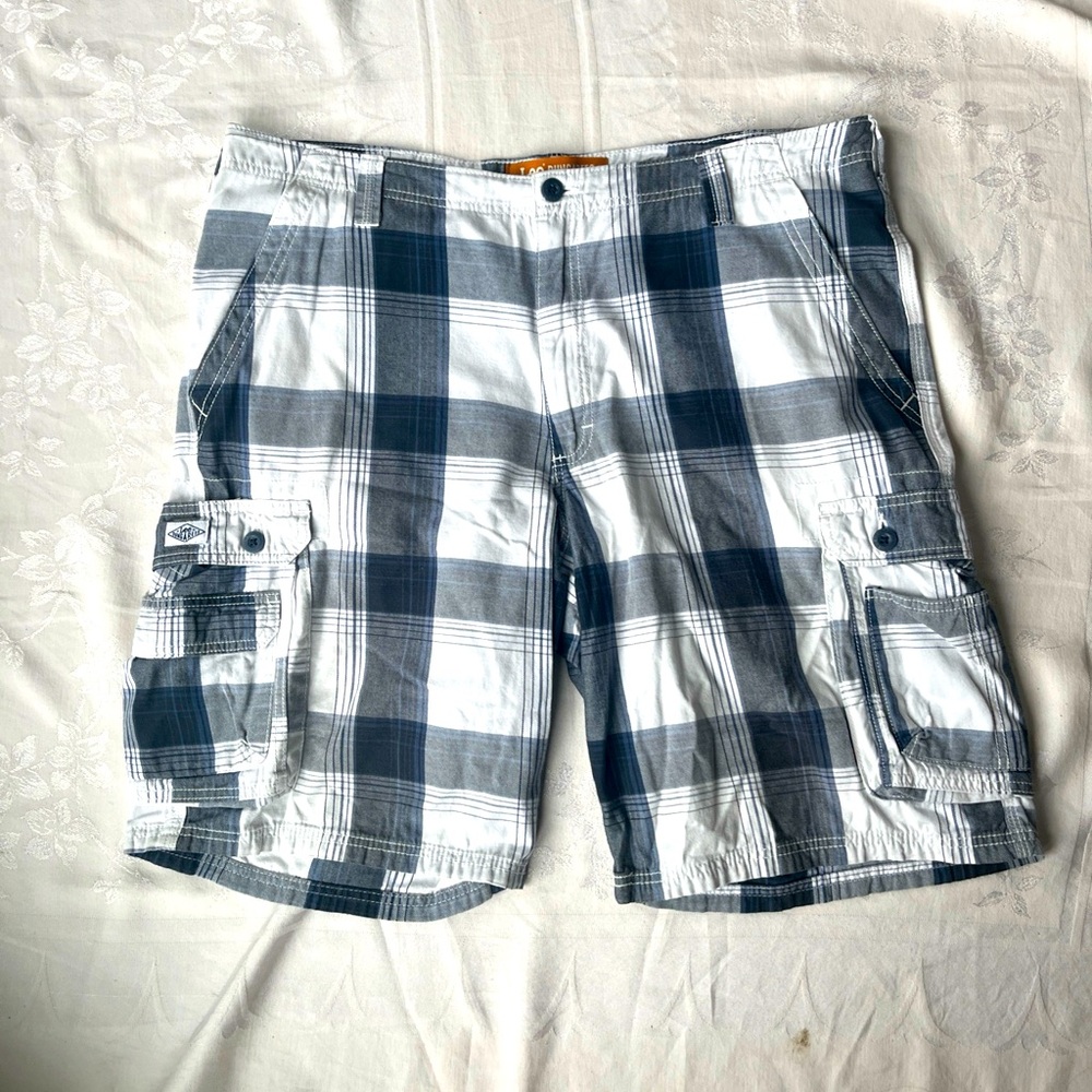 LEE Dungarees Cargo Shorts Size 40 waist